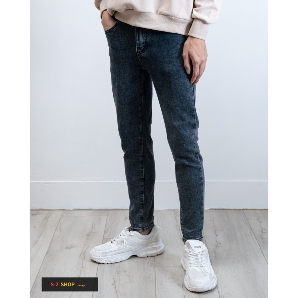 帥慘了 不是黑色的 深藍灰 必備牛仔彈力長褲-細節圖4