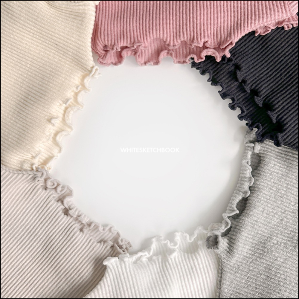 【巨蟹媽咪-正韓童裝】 小花打底衣(預購)-細節圖3