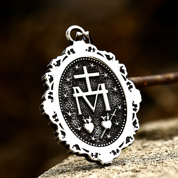 《QBOX 》FASHION 飾品【CBP8-798】精緻個性復古橢圓形聖女祈禱浮雕鑄造鈦鋼墬子項鍊/掛飾-細節圖4