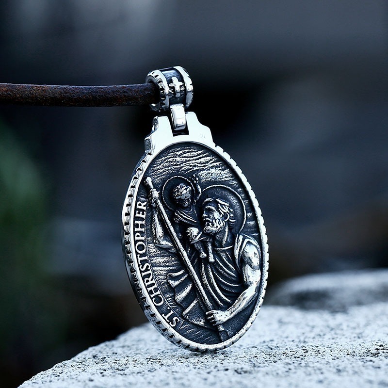 《QBOX 》FASHION 飾品【CBP8-838】精緻個性復古橢圓形聖人小孩浮雕鑄造鈦鋼墬子項鍊/掛飾-細節圖5