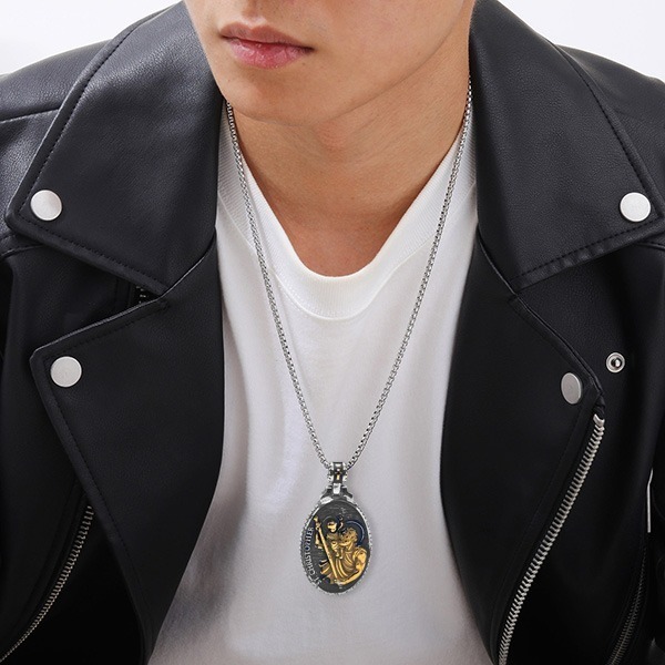 《QBOX 》FASHION 飾品【CBP8-838】精緻個性復古橢圓形聖人小孩浮雕鑄造鈦鋼墬子項鍊/掛飾-細節圖6