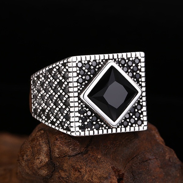 《 QBOX 》FASHION 飾品【TSR4112299】精緻個性寬版方形菱形黑鋯石純銀戒指/開口戒指-細節圖4