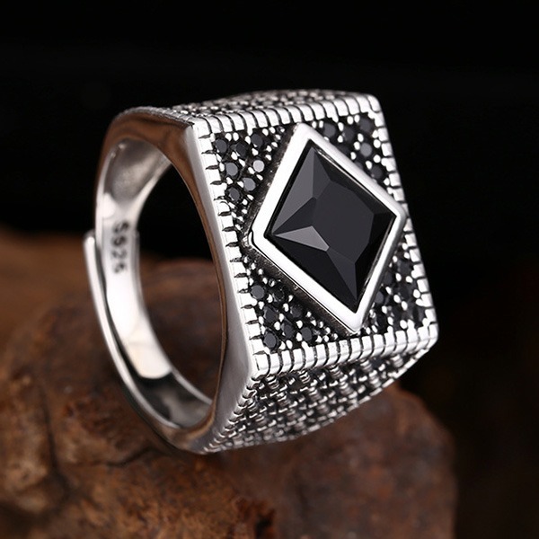 《 QBOX 》FASHION 飾品【TSR4112299】精緻個性寬版方形菱形黑鋯石純銀戒指/開口戒指-細節圖6