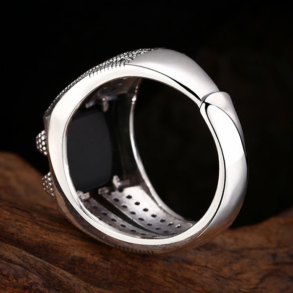 《 QBOX 》FASHION 飾品【TSR4125100】精緻個性復古方形黑瑪瑙邊鑽S925純銀戒指/開口戒指-細節圖8