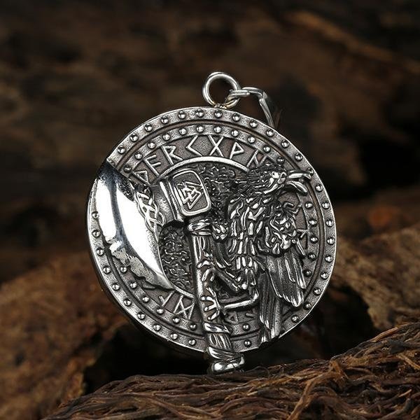 《 QBOX 》FASHION 飾品【CBP8-1295】精緻個性復古維京符文渡鴉戰斧圓盾掛鈦鋼墬子項鍊/掛飾-細節圖4