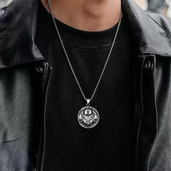 《 QBOX 》FASHION 飾品【CBP8-314】精緻個性戰魂傳承・維京戰士圓盾掛鈦鋼墬子項鍊/掛飾-細節圖9