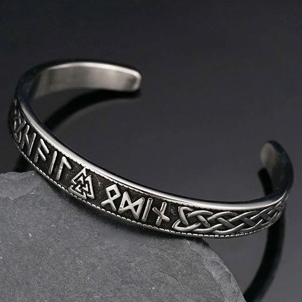 《 QBOX 》FASHION 飾品【BBRG-077A】 精緻個性北歐維京符文三角圖騰鑄造鈦鋼開口手鐲/手環-細節圖3