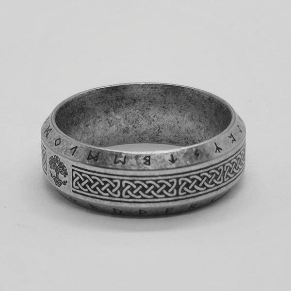 《 QBOX 》FASHION 飾品【CBR-R227】精緻個性復古北歐符文凱爾特結圖騰鈦鋼戒指/戒環-細節圖6