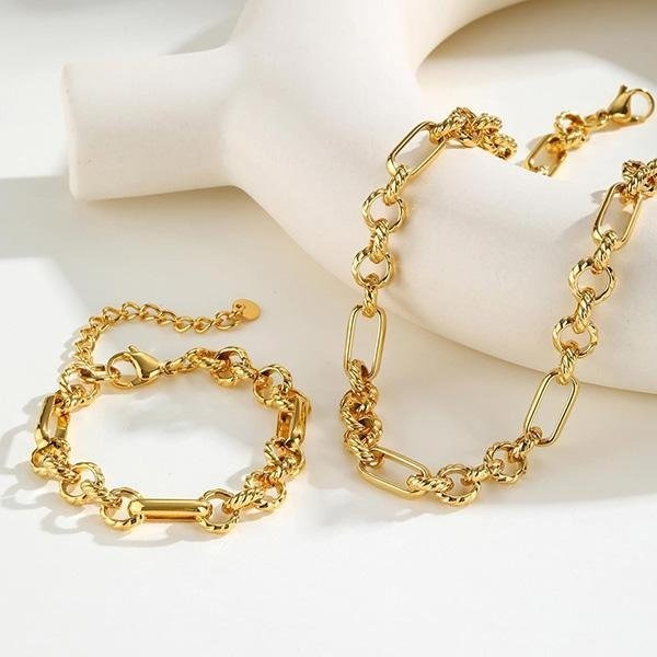 《 QBOX 》FASHION 飾品【GBR-2525】 精緻個性女款奢金刻紋圓環拼接鈦鋼手鍊/項鍊(套組)-細節圖3