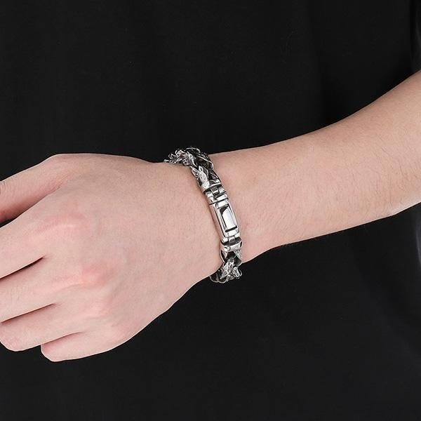 《QBOX 》FASHION 飾品【BK186918】 個性龐克風粗曠扭打紋路編織環扣鑄造鈦鋼手鍊/手環-細節圖10