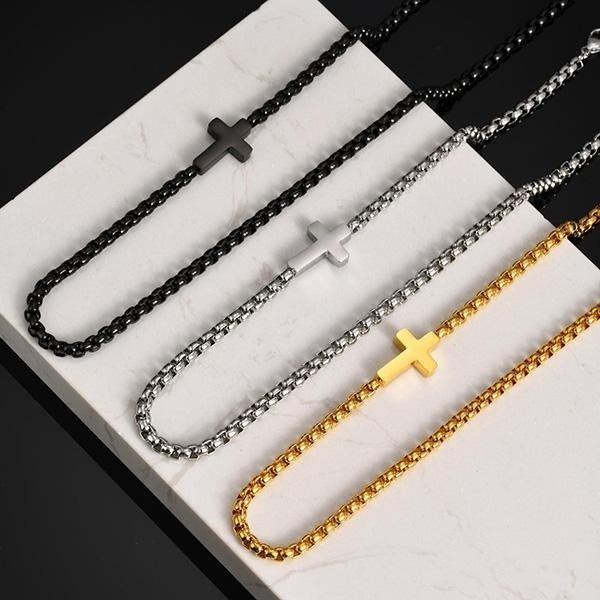 《 QBOX 》FASHION 飾品【GNC-1892】精緻個性經典輕奢十字環扣鈦鋼項鍊/鎖骨鍊-細節圖3