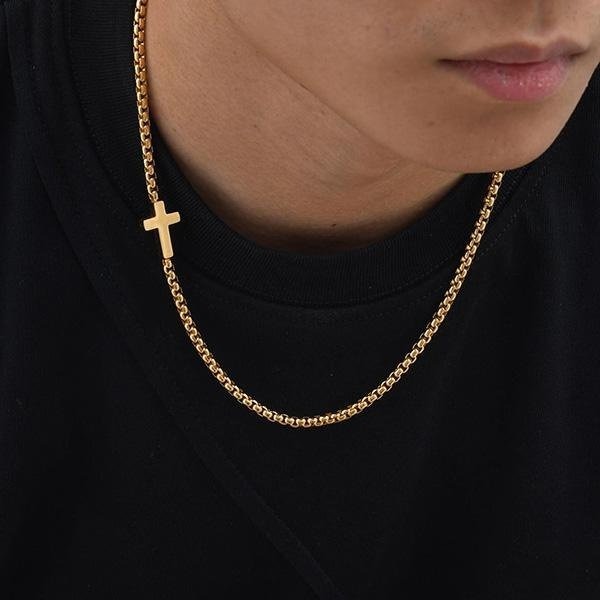 《 QBOX 》FASHION 飾品【GNC-1892】精緻個性經典輕奢十字環扣鈦鋼項鍊/鎖骨鍊-細節圖11