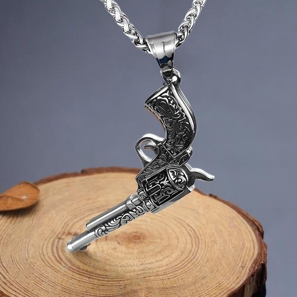 《 QBOX 》FASHION 飾品【CBP8-255】精緻個性復古西部牛仔雕花手槍鑄造鈦鋼墬子項鍊/掛飾-細節圖6