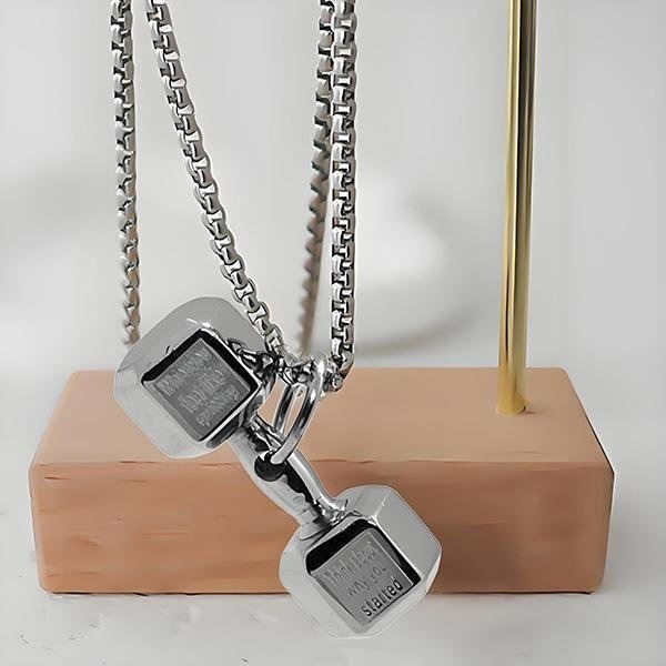 《 QBOX 》FASHION 飾品【CBP8-226】精緻個性運動健身啞鈴鈦鋼墬子項鍊/掛飾-細節圖7