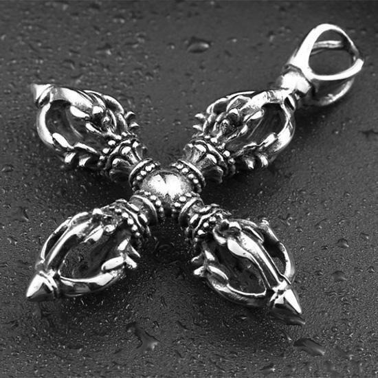 《 QBOX 》FASHION 飾品【CBP8-078】精緻個性宗教十字金剛杵鑄造鈦鋼墬子項鍊/掛飾-細節圖4