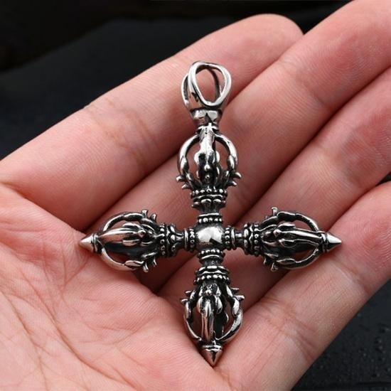 《 QBOX 》FASHION 飾品【CBP8-078】精緻個性宗教十字金剛杵鑄造鈦鋼墬子項鍊/掛飾-細節圖5