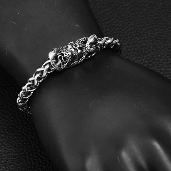 《QBOX 》FASHION 飾品【B10023969】精緻個性龐克風暗骸骷髏頭纏蛇鑄造鈦鋼手鍊/手環-細節圖7