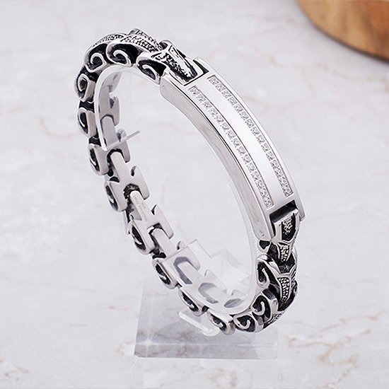 《 QBOX 》FASHION 飾品【BK105168】 精緻個性復古龍骨長方彎牌鑲鋯石鑄造鈦鋼手鍊/手環-細節圖3