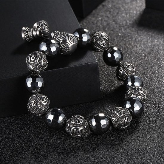 《QBOX 》FASHION 飾品【BK119653】 精緻個性復古佛珠六字真言赤鐵石鑄造鈦鋼手鍊/手環-細節圖3