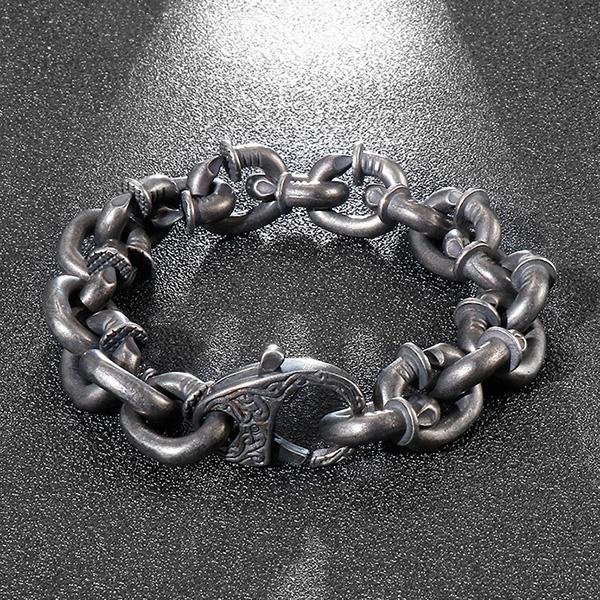 《QBOX 》FASHION 飾品【BK126373】 個性精工復古釘子彎鉤設計雕花環扣鑄造鈦鋼手鍊/手環-細節圖4