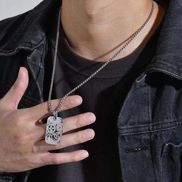《 QBOX 》FASHION 飾品【GPN-362】精緻個性龐克風機械齒輪軍牌鈦鋼墬子項鍊/掛飾-細節圖8