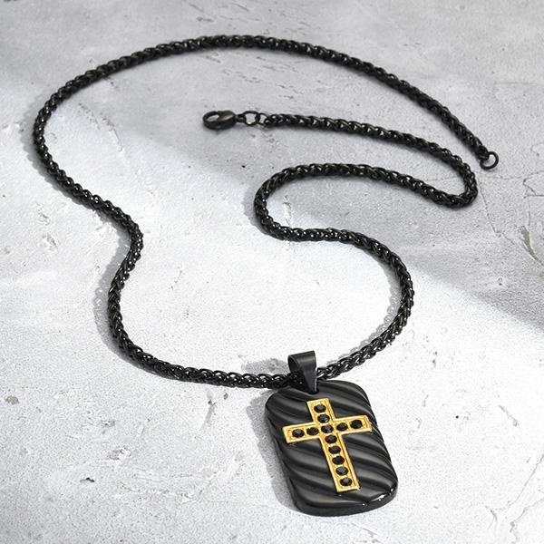 《 QBOX 》FASHION 飾品【GNC-1877】精緻個性黑色波浪紋軍牌金色鑲鑽十字架鈦鋼墬子項鍊/掛飾-細節圖4