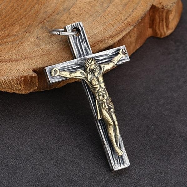 《 QBOX 》FASHION 飾品【TBC565229】精緻個性復古信仰之光雙色耶穌十字架S925純銀墬子項鍊/掛飾-細節圖7