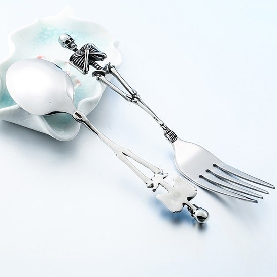 《 QBOX 》FASHION 飾品【B202914】精緻個性骸骨盛宴・骷髏造型餐具組手工鈦鋼餐具叉子/湯匙-細節圖3