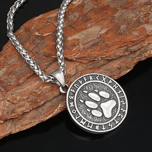 《QBOX 》FASHION 飾品【CBP8-280】精緻個性北歐符文字母熊掌印鑄造鈦鋼墬子項鍊/掛飾-細節圖6