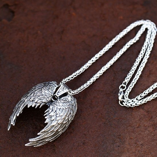 《QBOX 》FASHION 飾品【CLHP206】精緻個性「黯夜守護」天使羽翼翅膀鈦鋼墬子項鍊/掛飾-細節圖5