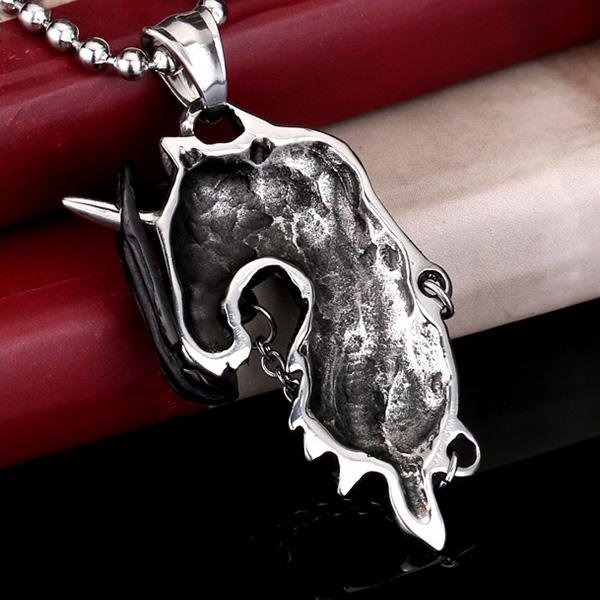 《QBOX 》FASHION 飾品【C10BP8-167】精緻個性暗黑風獨角獸獨角馬駒鈦鋼墬子項鍊/掛飾-細節圖5