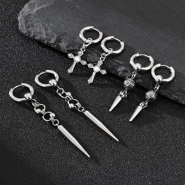 《 QBOX 》FASHION 飾品【GED-900】精緻個性立體十字架幾何錐形鈦鋼耳環/耳飾(三款)-細節圖6