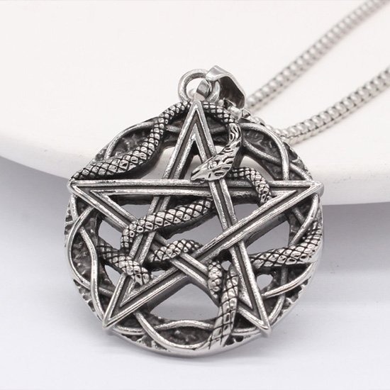 《QBOX 》FASHION 飾品【CBP8-712】精緻個性復古「蛇環星芒」五芒星蛇形鑄造鈦鋼墬子項鍊/掛飾-細節圖3