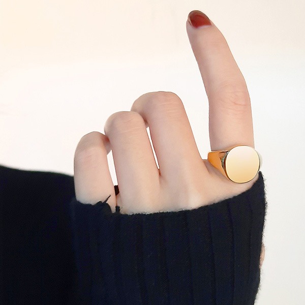 《QBOX 》FASHION 飾品【QRC-448】精緻個性「極簡鋒芒」多色素面橢圓面拋光鈦鋼戒指/戒環-細節圖7