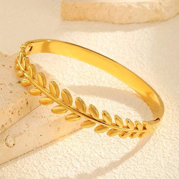 《 QBOX 》FASHION 飾品【GB-705G】 精緻個性金色橄欖葉設計鈦鋼手鐲/手環-細節圖4