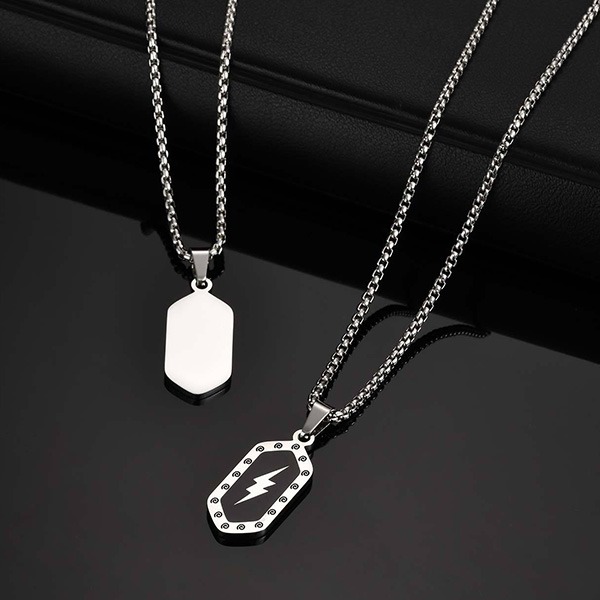 《 QBOX 》FASHION 飾品【CPN-2161】精緻個性「閃電契約」能量符紋鈦鋼墬子項鍊/掛飾-細節圖4