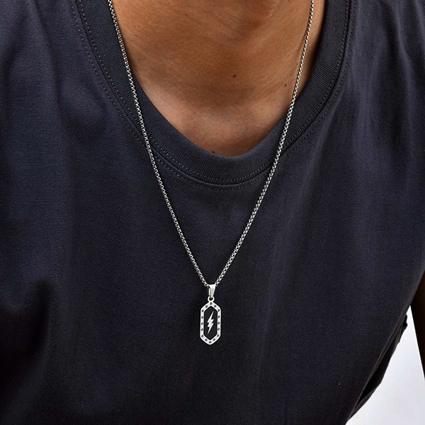 《 QBOX 》FASHION 飾品【CPN-2161】精緻個性「閃電契約」能量符紋鈦鋼墬子項鍊/掛飾-細節圖6