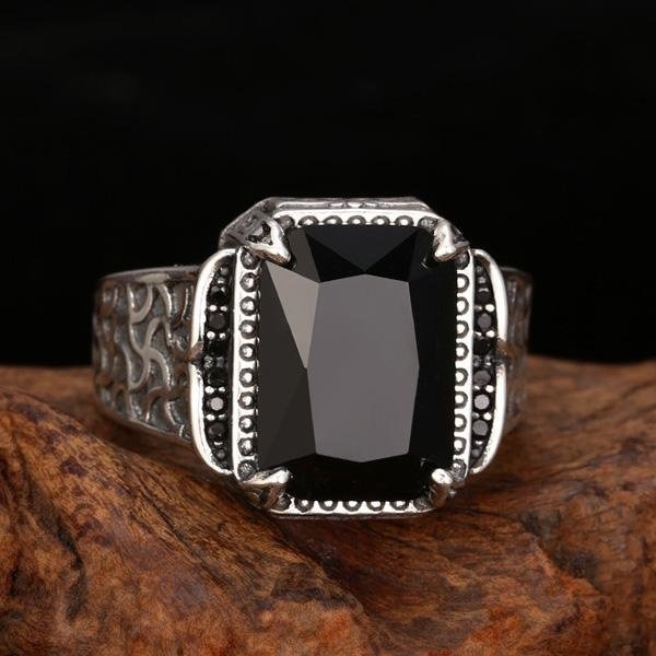 《 QBOX 》FASHION 飾品【TSR552989】精緻個性復古雕花紋方形黑寶石S925純銀戒指/開口戒指-細節圖4