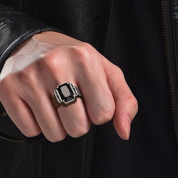 《 QBOX 》FASHION 飾品【TSR552989】精緻個性復古雕花紋方形黑寶石S925純銀戒指/開口戒指-細節圖9