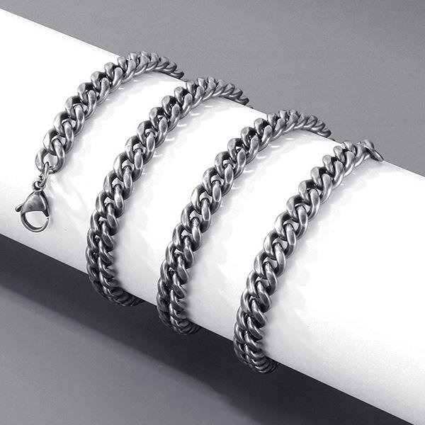 《 QBOX 》FASHION 飾品【NK87766】個性粗獷黑色古巴環扣鈦鋼項鍊/鋼鍊條(8mm)-細節圖3