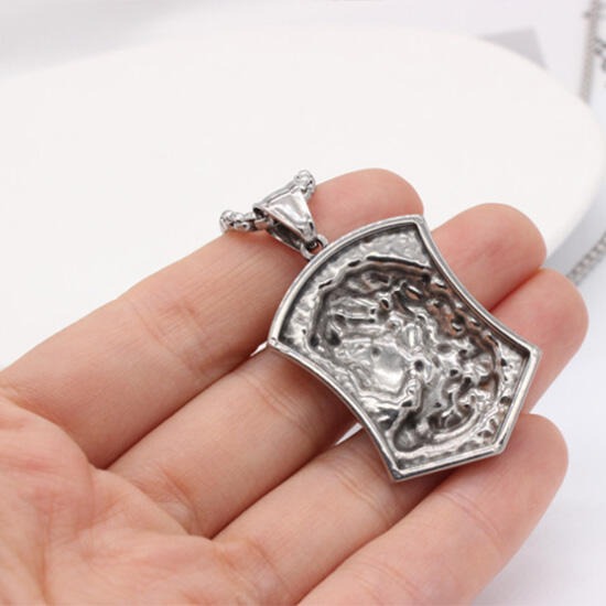 《QBOX 》FASHION 飾品【CP1197-7】精緻個性古希臘神話美杜莎頭像方牌鑄造鈦鋼墬子項鍊/掛飾-細節圖4