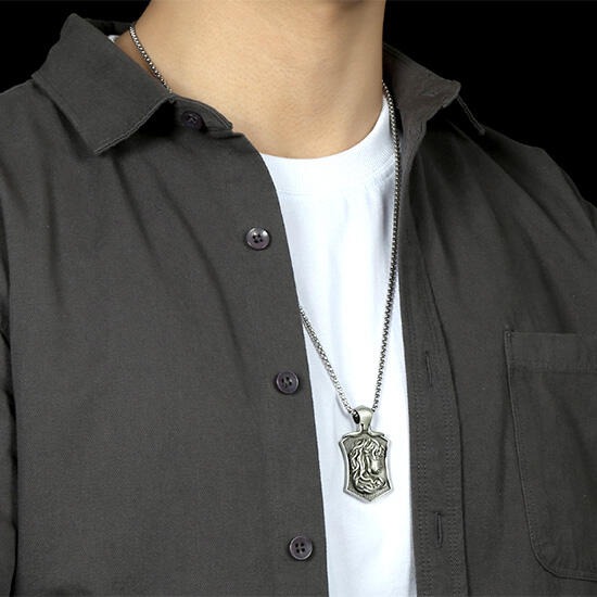 《QBOX 》FASHION 飾品【CP1197-7】精緻個性古希臘神話美杜莎頭像方牌鑄造鈦鋼墬子項鍊/掛飾-細節圖5