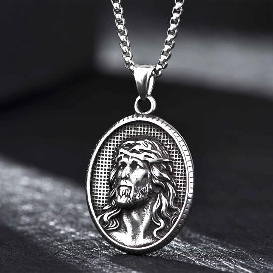 《QBOX 》FASHION 飾品【CP1197-8】精緻個性立體浮雕耶穌橢圓牌鑄造鈦鋼墬子項鍊/掛飾-細節圖3
