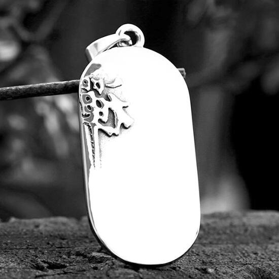 《QBOX 》FASHION 飾品【CBP8-1061】精緻個性「禪悟長者」浮雕圓方牌鑄造鈦鋼墬子項鍊/吊飾-細節圖4