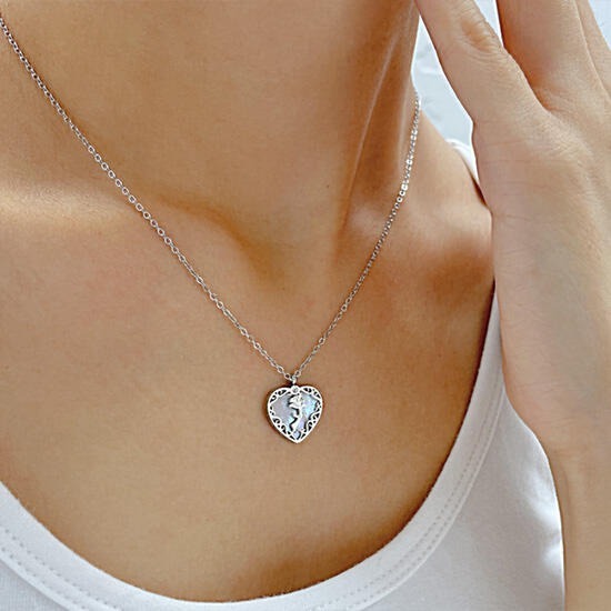 《QBOX 》FASHION 飾品【C23N2265】精緻個性愛心玫瑰花貝殼珍珠拋光鈦鋼墬子項鍊/掛飾(二色)-細節圖7