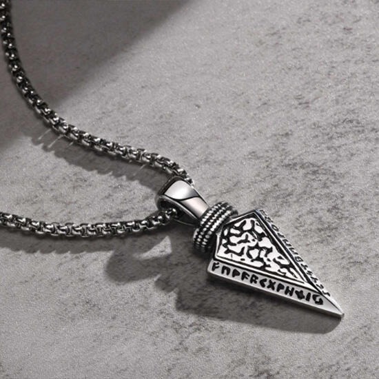 《QBOX 》FASHION 飾品【CPN-1859】精緻個性復古維京斑紋箭頭鑄造鈦鋼墬子項鍊/掛飾-細節圖4