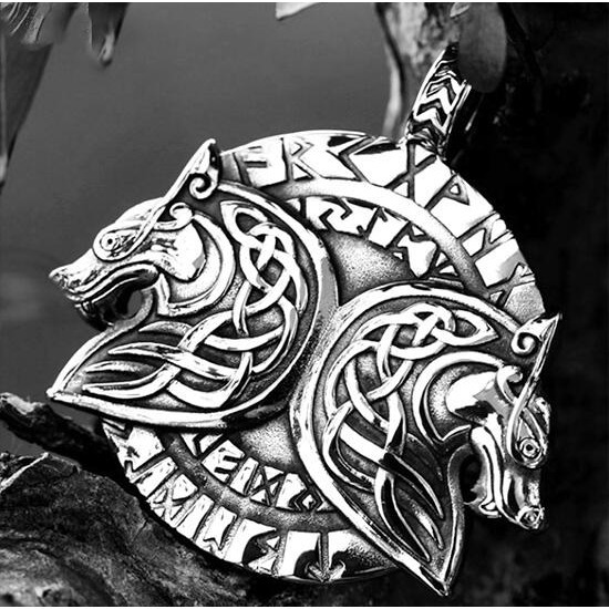 《QBOX 》FASHION 飾品【CBP8-1298】精緻個性復古維京雙狼頭圓牌鑄造鈦鋼墬子項鍊/吊飾-細節圖3
