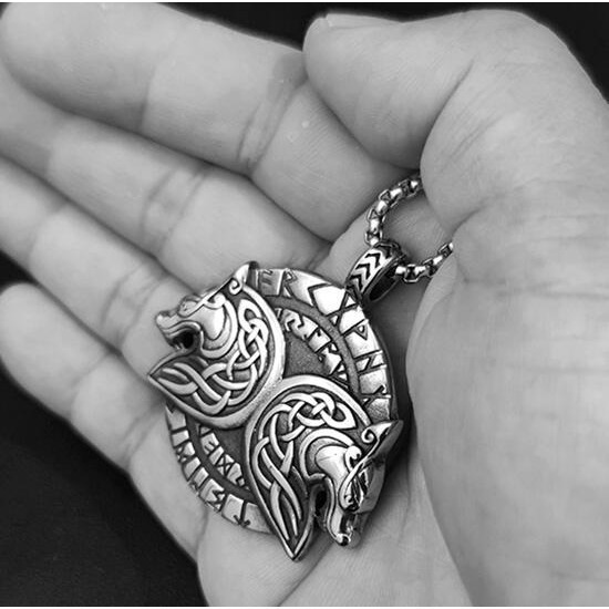 《QBOX 》FASHION 飾品【CBP8-1298】精緻個性復古維京雙狼頭圓牌鑄造鈦鋼墬子項鍊/吊飾-細節圖7