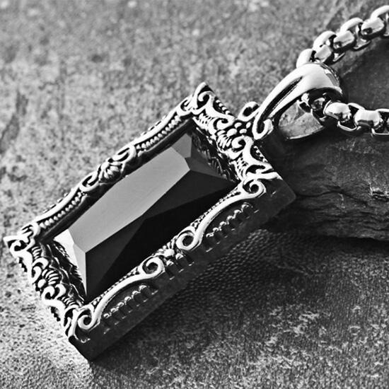 《QBOX 》FASHION 飾品【CPN-1907】精緻個性復古方形雕花黑寶石鑄造鈦鋼墬子項鍊/掛飾-細節圖5