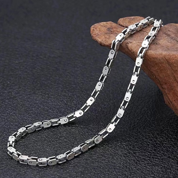 《 QBOX 》FASHION 飾品【TSN586580】精緻個性「機械風鎧甲」竹節鎖片環扣S925純銀項鍊-細節圖6